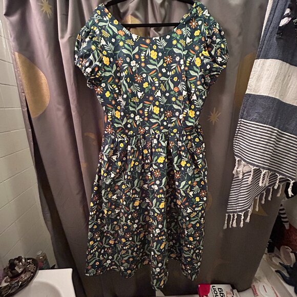 Modcloth x Collectif PLUS Floral 70's Green Retro Dress NWT Size 18 - Picture 1 of 5